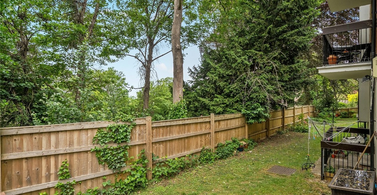 2 bedroom property for sale in  | Robinson Jackson