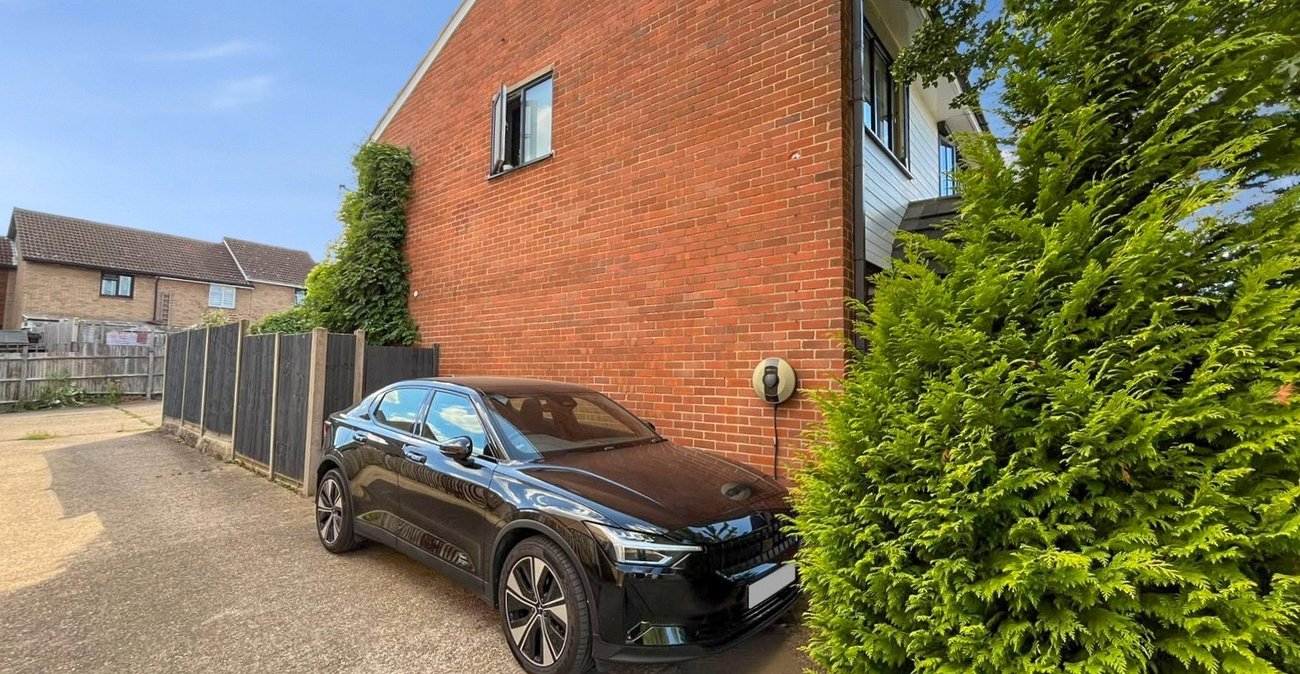 2 bedroom house for sale in Lordswood | Robinson Michael & Jackson