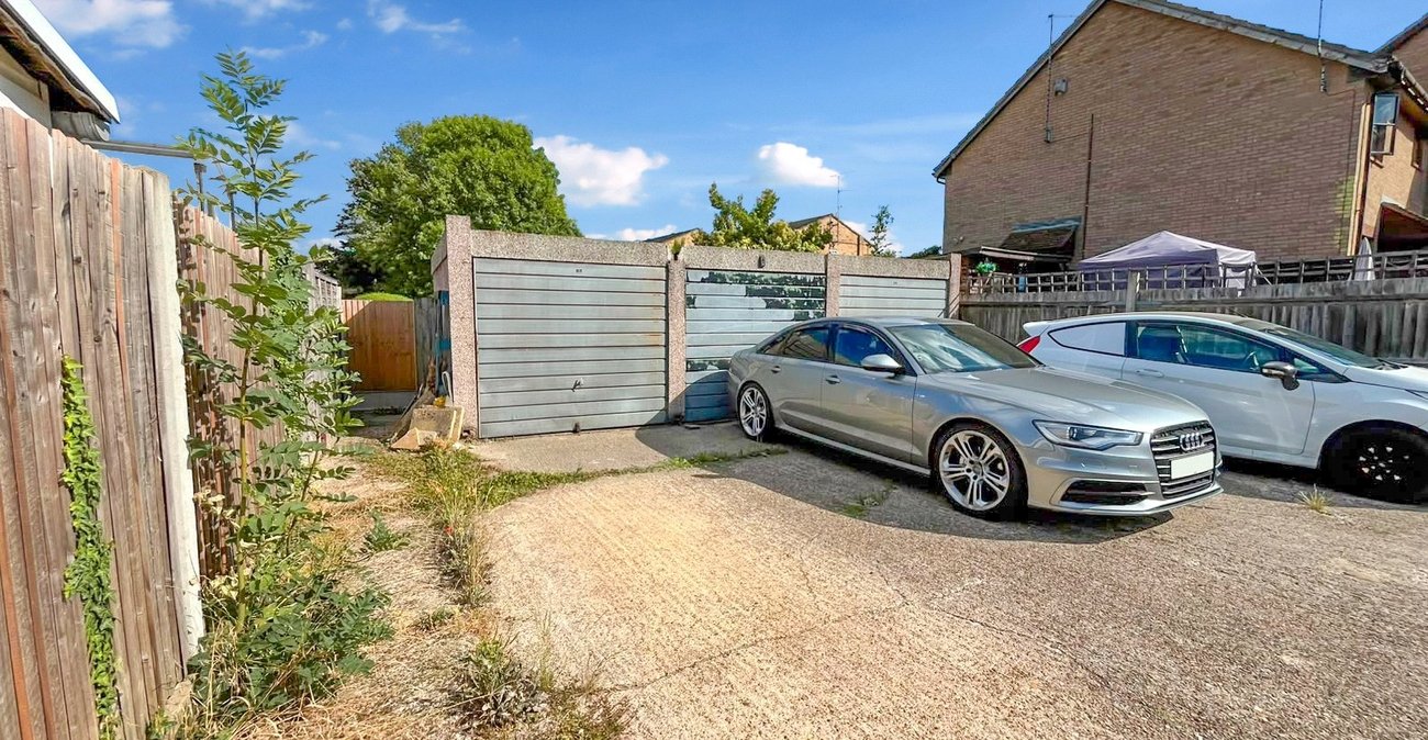 2 bedroom house for sale in Lordswood | Robinson Michael & Jackson