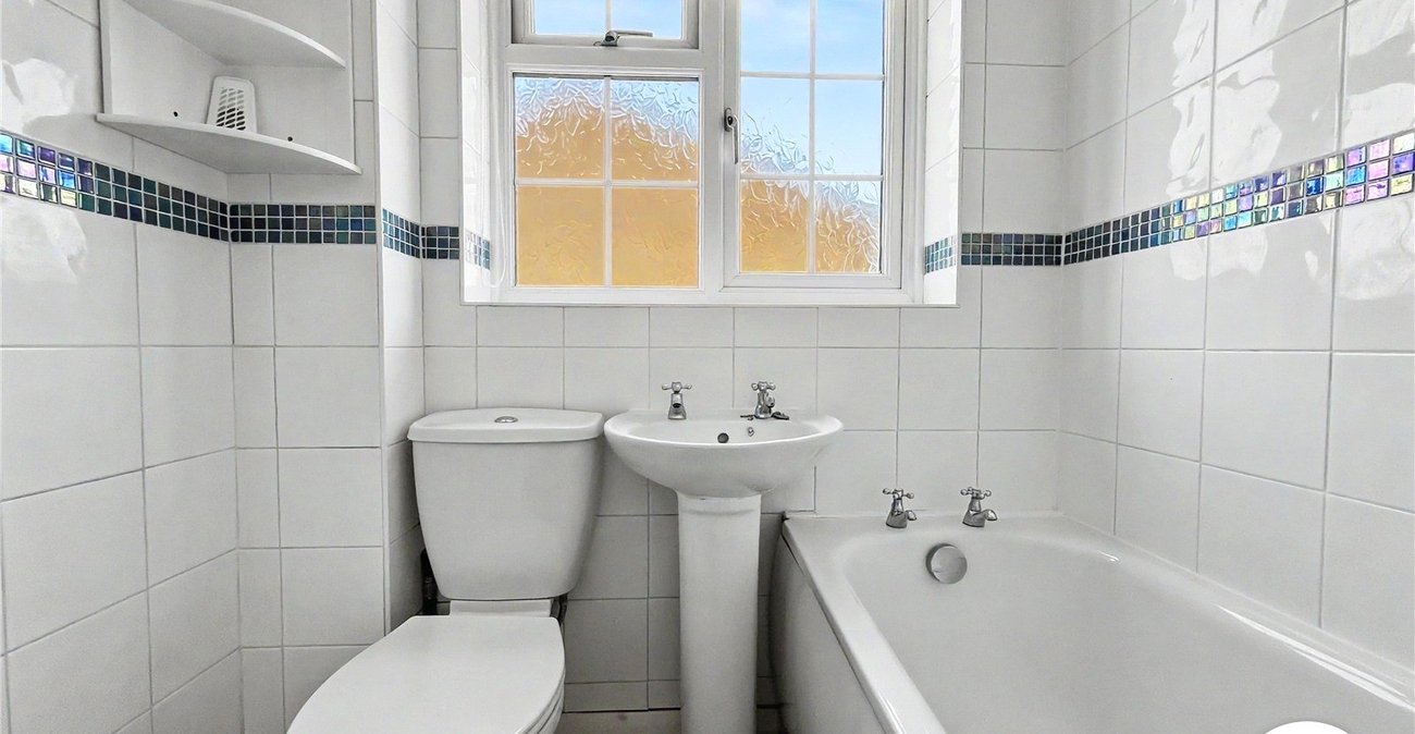 2 bedroom house for sale in Lordswood | Robinson Michael & Jackson