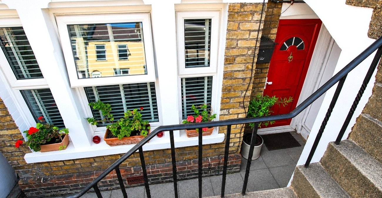 2 bedroom property for sale in Plumstead | Robinson Jackson