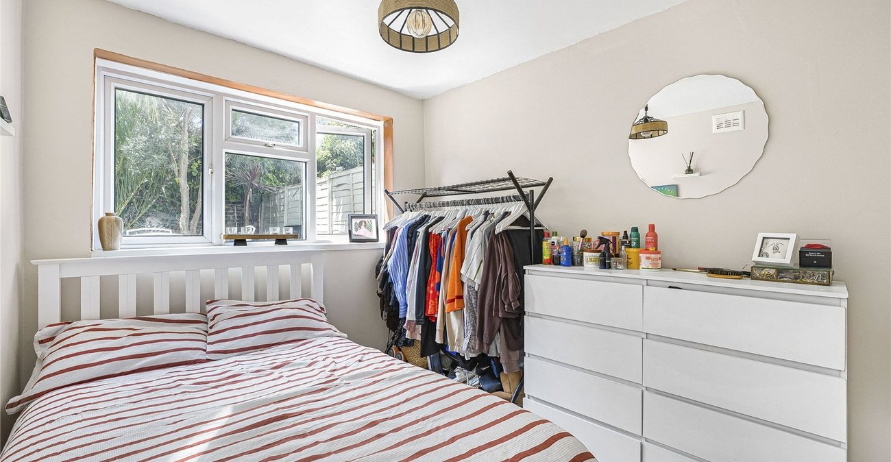2 bedroom property for sale in Plumstead | Robinson Jackson