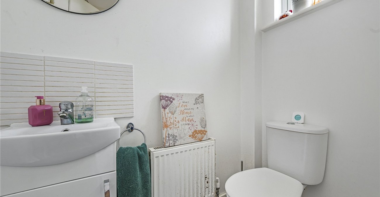 3 bedroom house for sale in Dartford | Robinson Jackson