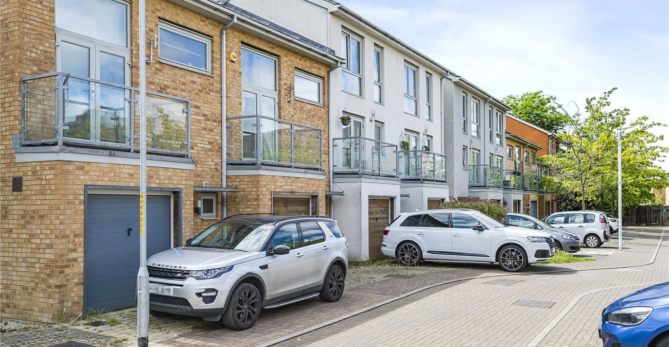 3 bedroom house for sale in Dartford | Robinson Jackson