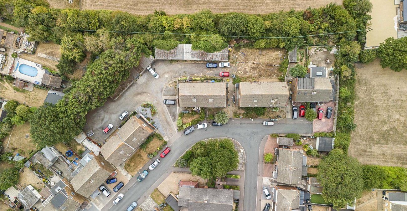 2 bedroom property for sale in Dartford | Robinson Jackson