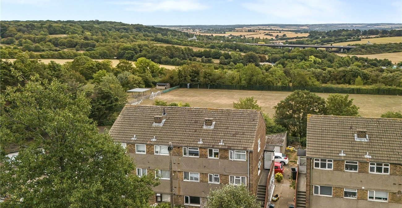 2 bedroom property for sale in Dartford | Robinson Jackson