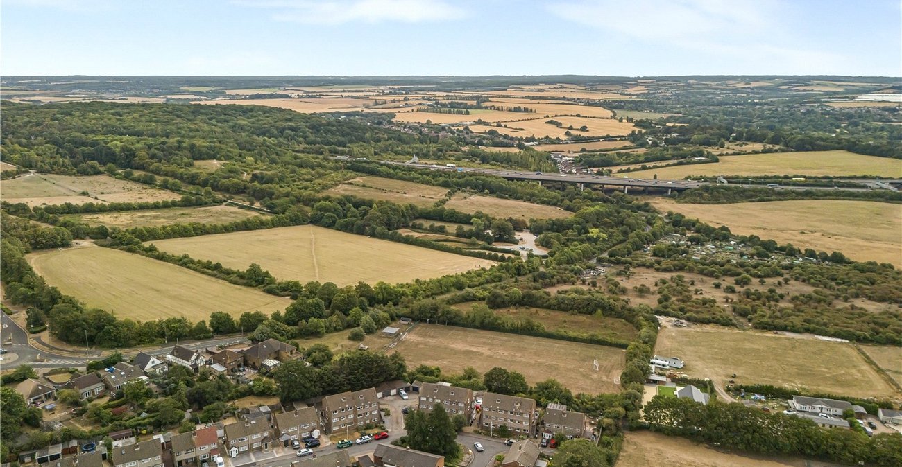 2 bedroom property for sale in Dartford | Robinson Jackson