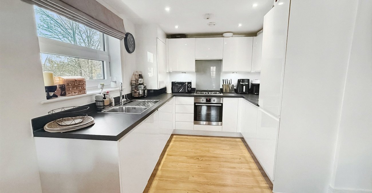 2 bedroom property for sale in Bexley | Robinson Jackson