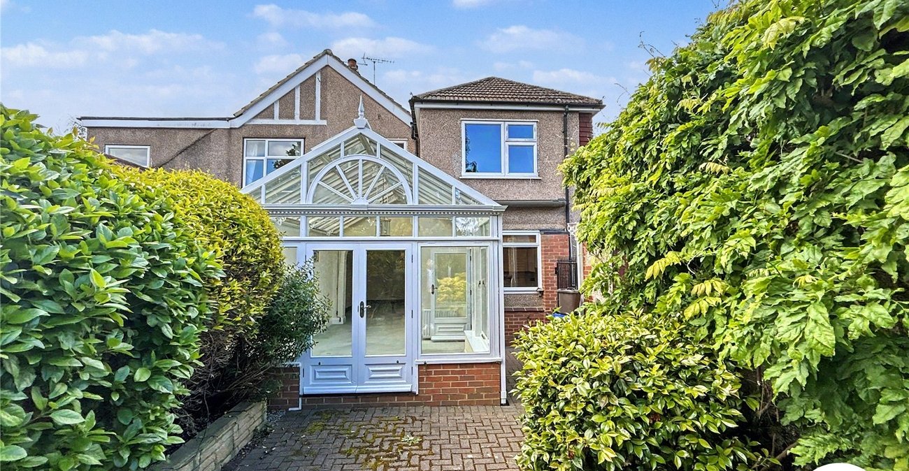 4 bedroom house for sale in Sidcup | Robinson Jackson