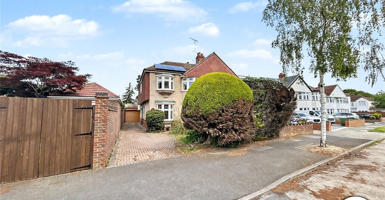 4 bedroom house for sale in Sidcup | Robinson Jackson