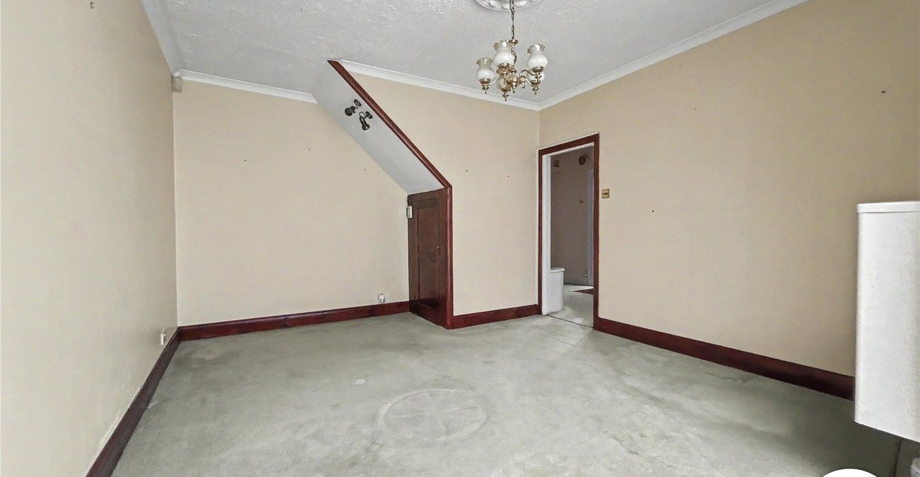 4 bedroom house for sale in Sidcup | Robinson Jackson