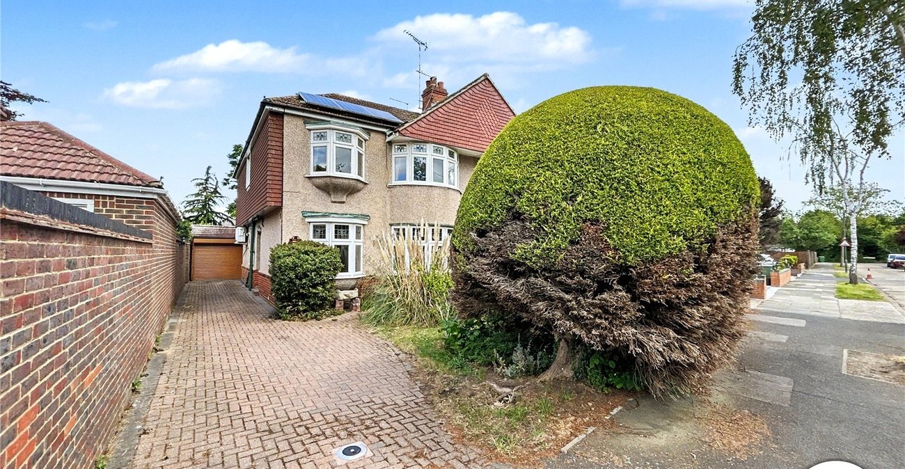 4 bedroom house for sale in Sidcup | Robinson Jackson