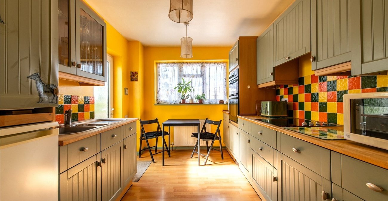 4 bedroom house for sale in Cliffe | Robinson Michael & Jackson