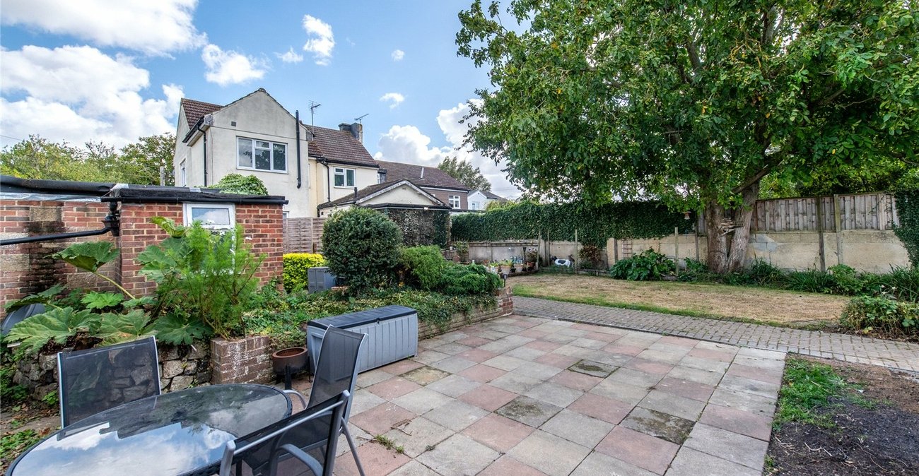 4 bedroom house for sale in Cliffe | Robinson Michael & Jackson