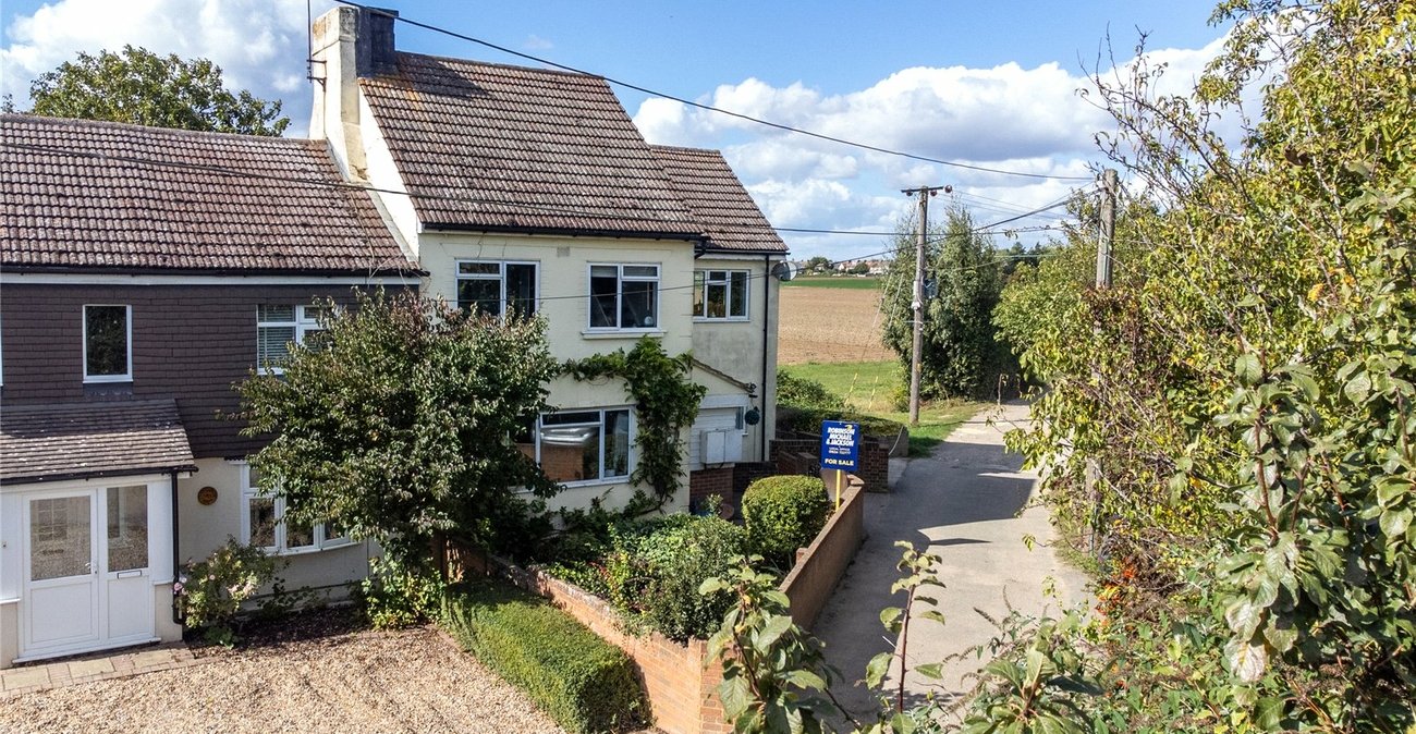 4 bedroom house for sale in Cliffe | Robinson Michael & Jackson