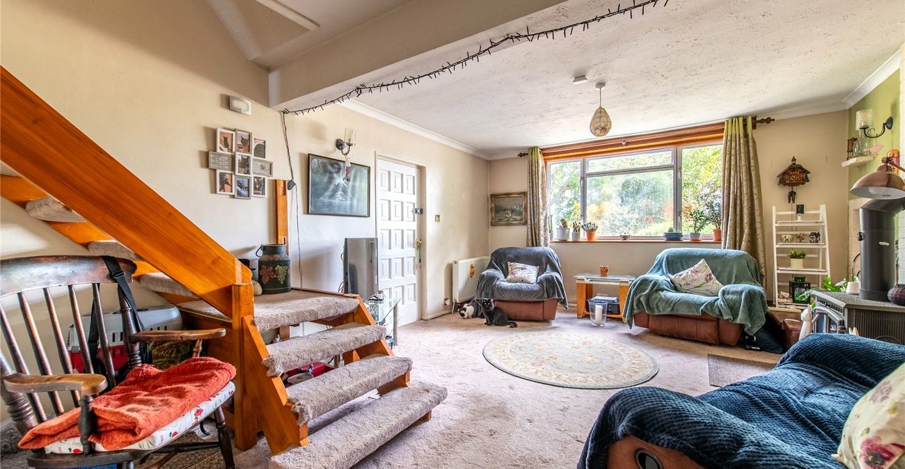 4 bedroom house for sale in Cliffe | Robinson Michael & Jackson