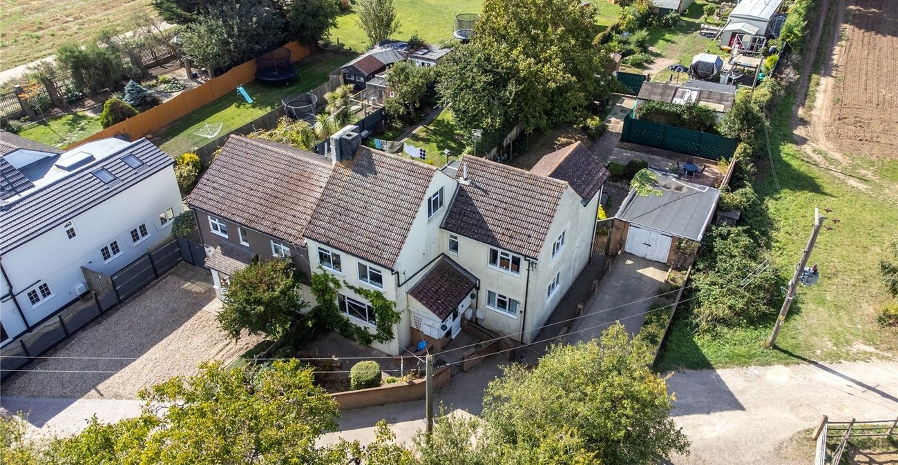 4 bedroom house for sale in Cliffe | Robinson Michael & Jackson