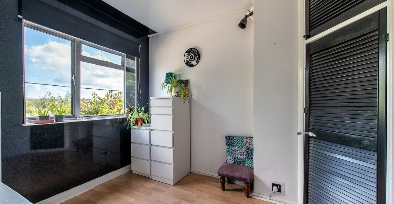 4 bedroom house for sale in Cliffe | Robinson Michael & Jackson