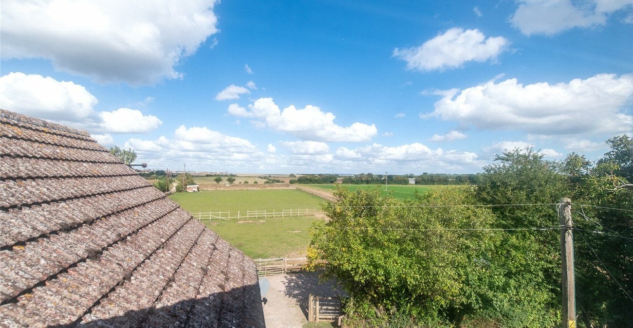 4 bedroom house for sale in Cliffe | Robinson Michael & Jackson