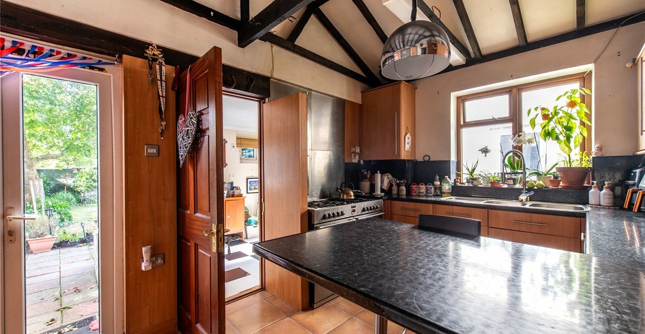 4 bedroom house for sale in Cliffe | Robinson Michael & Jackson