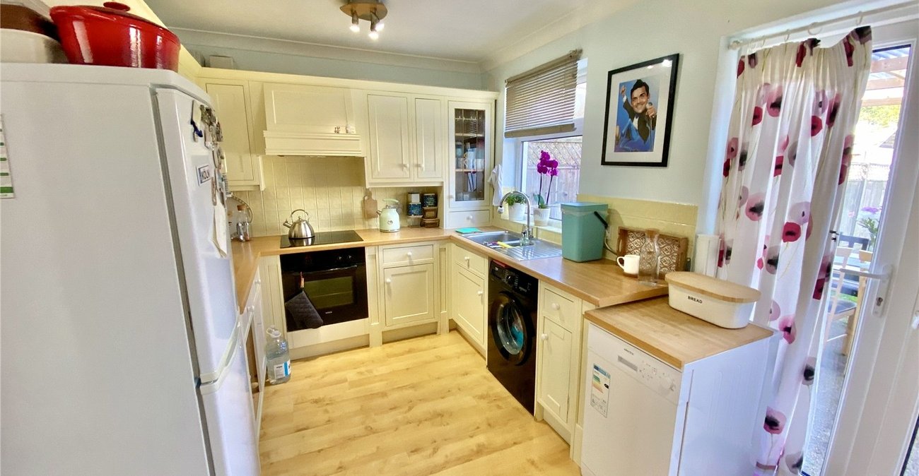 2 bedroom house for sale in Sidcup | Robinson Jackson