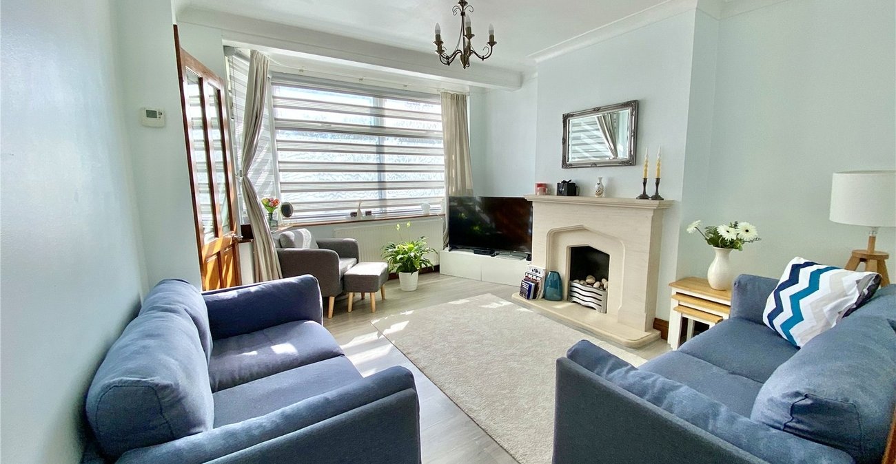 2 bedroom house for sale in Sidcup | Robinson Jackson