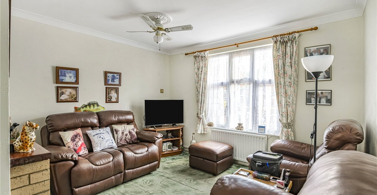 2 bedroom house for sale in Dartford | Robinson Jackson