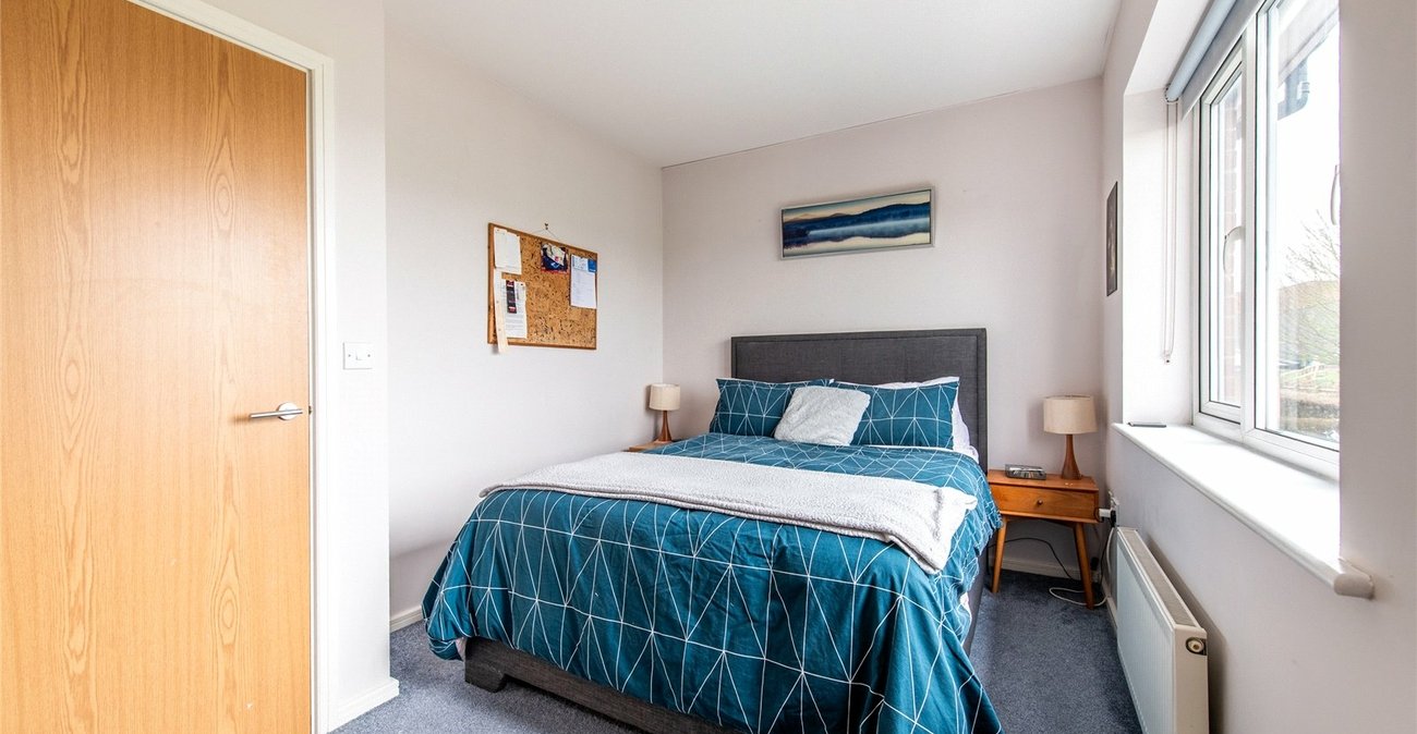 2 bedroom house for sale in Northfleet | Robinson Michael & Jackson