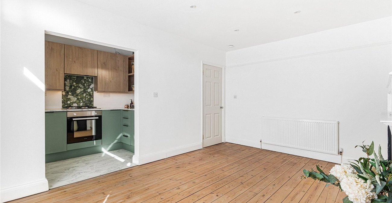 3 bedroom house for sale in Welling | Robinson Jackson