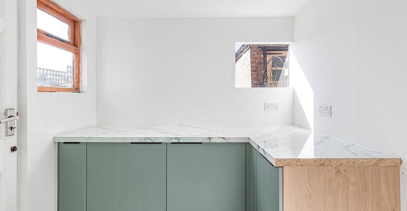3 bedroom house for sale in Welling | Robinson Jackson