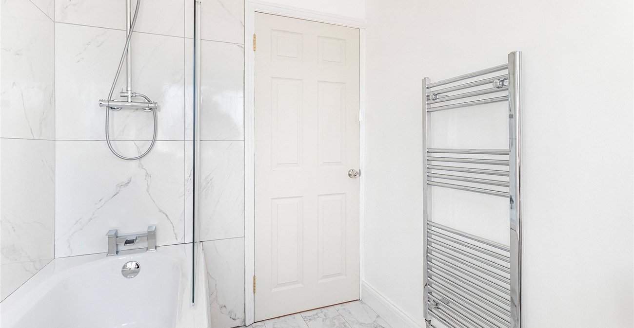 3 bedroom house for sale in Welling | Robinson Jackson
