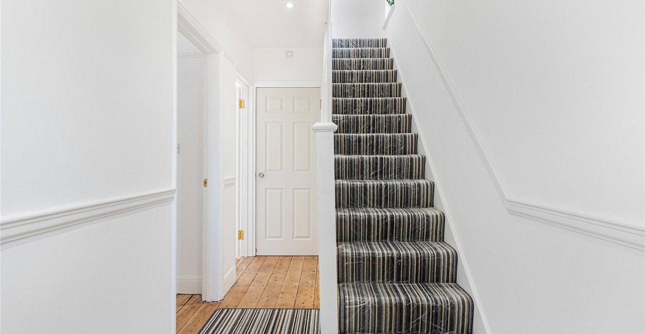 3 bedroom house for sale in Welling | Robinson Jackson