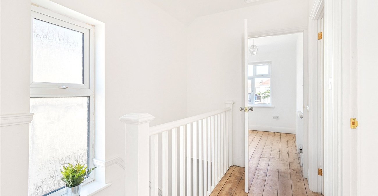3 bedroom house for sale in Welling | Robinson Jackson