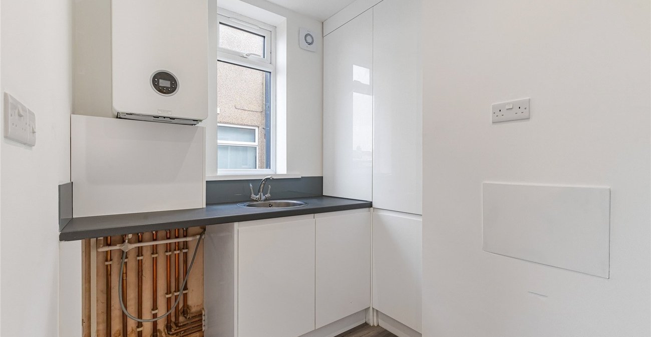 5 bedroom house for sale in Welling | Robinson Jackson