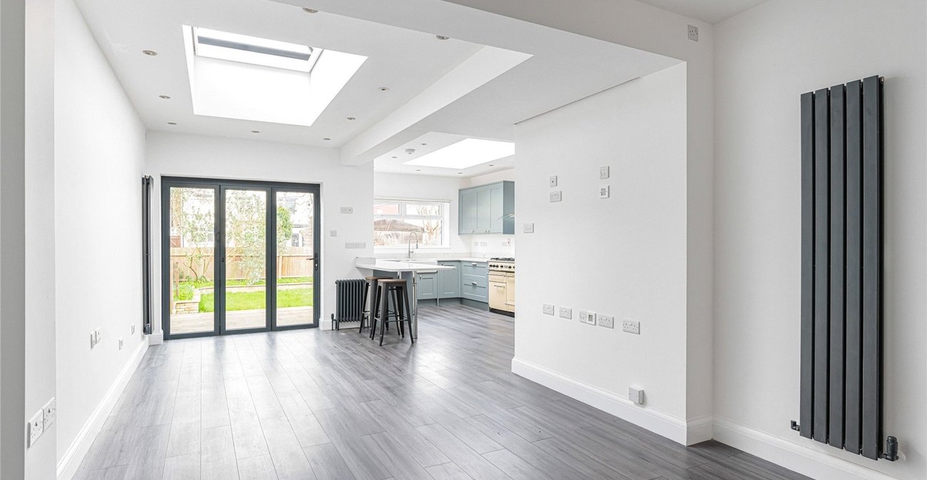 5 bedroom house for sale in Welling | Robinson Jackson