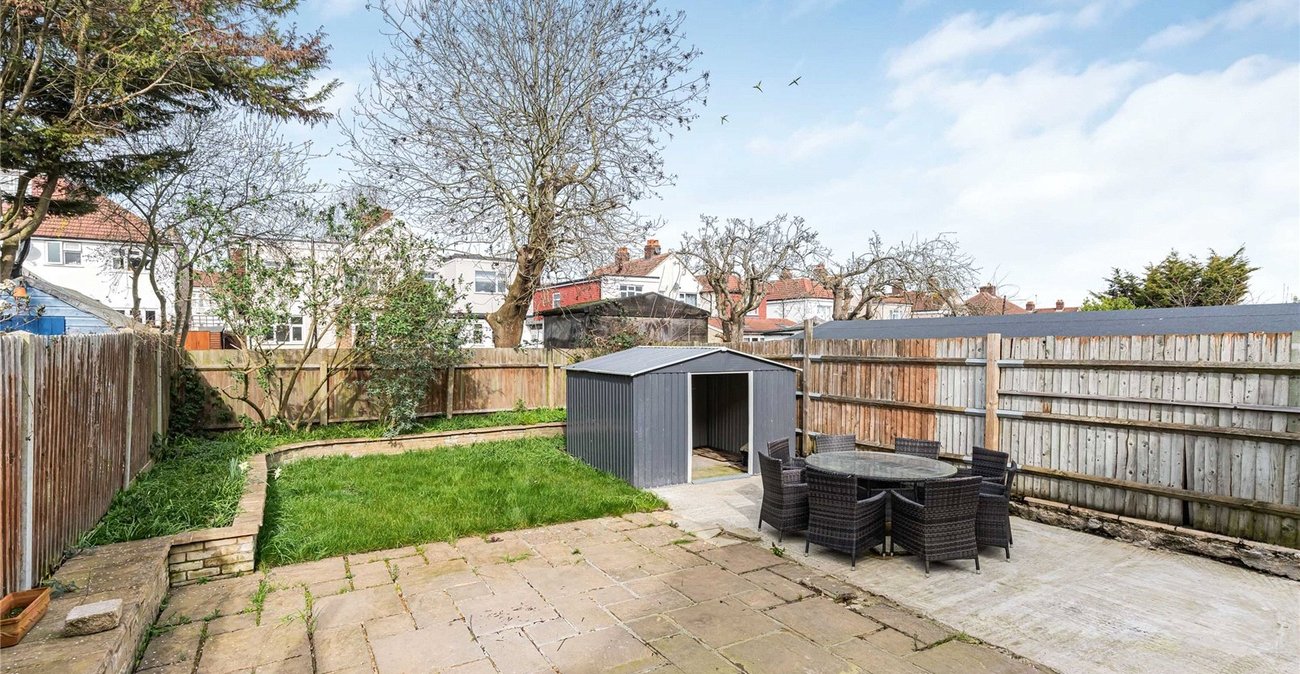 5 bedroom house for sale in Welling | Robinson Jackson