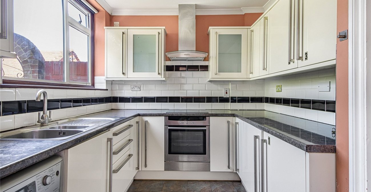 5 bedroom house for sale in Welling | Robinson Jackson