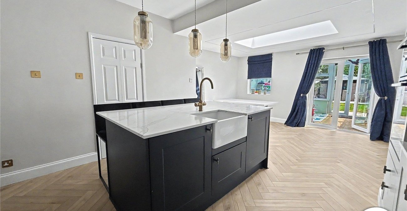 3 bedroom house for sale in Sidcup | Robinson Jackson