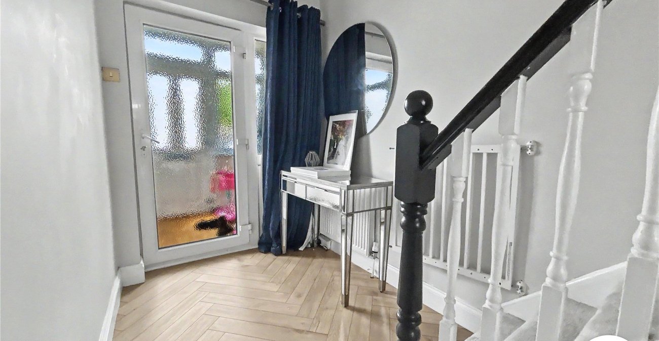 3 bedroom house for sale in Sidcup | Robinson Jackson