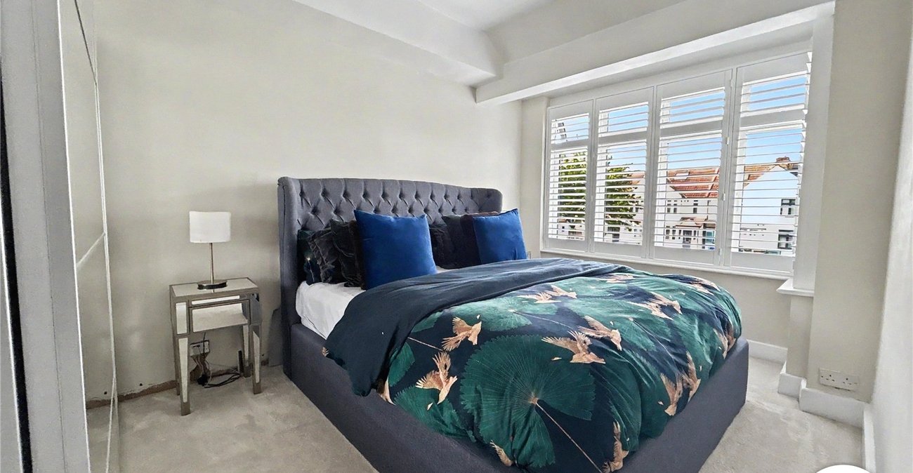 3 bedroom house for sale in Sidcup | Robinson Jackson