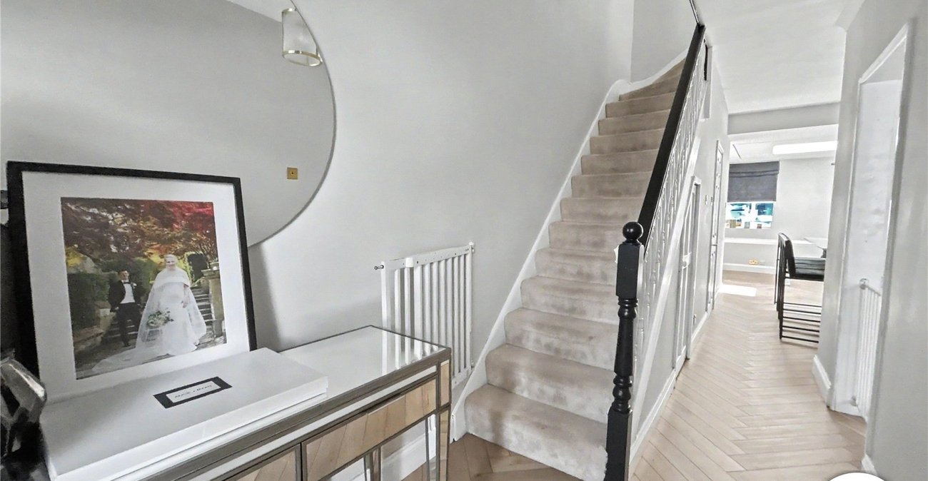 3 bedroom house for sale in Sidcup | Robinson Jackson