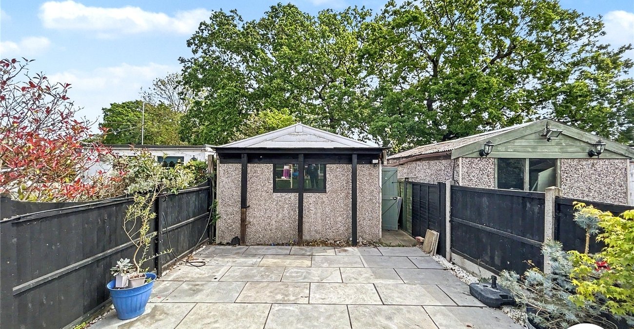 3 bedroom house for sale in Sidcup | Robinson Jackson