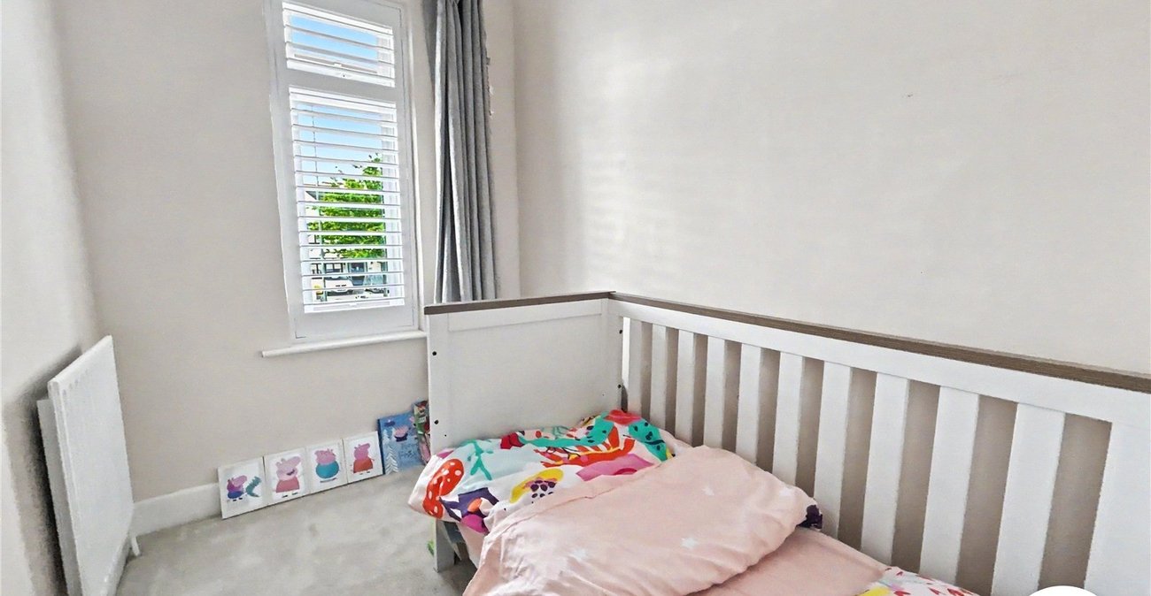 3 bedroom house for sale in Sidcup | Robinson Jackson
