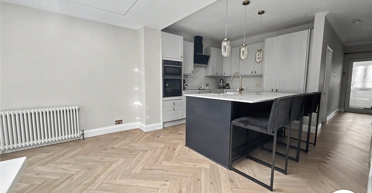 3 bedroom house for sale in Sidcup | Robinson Jackson