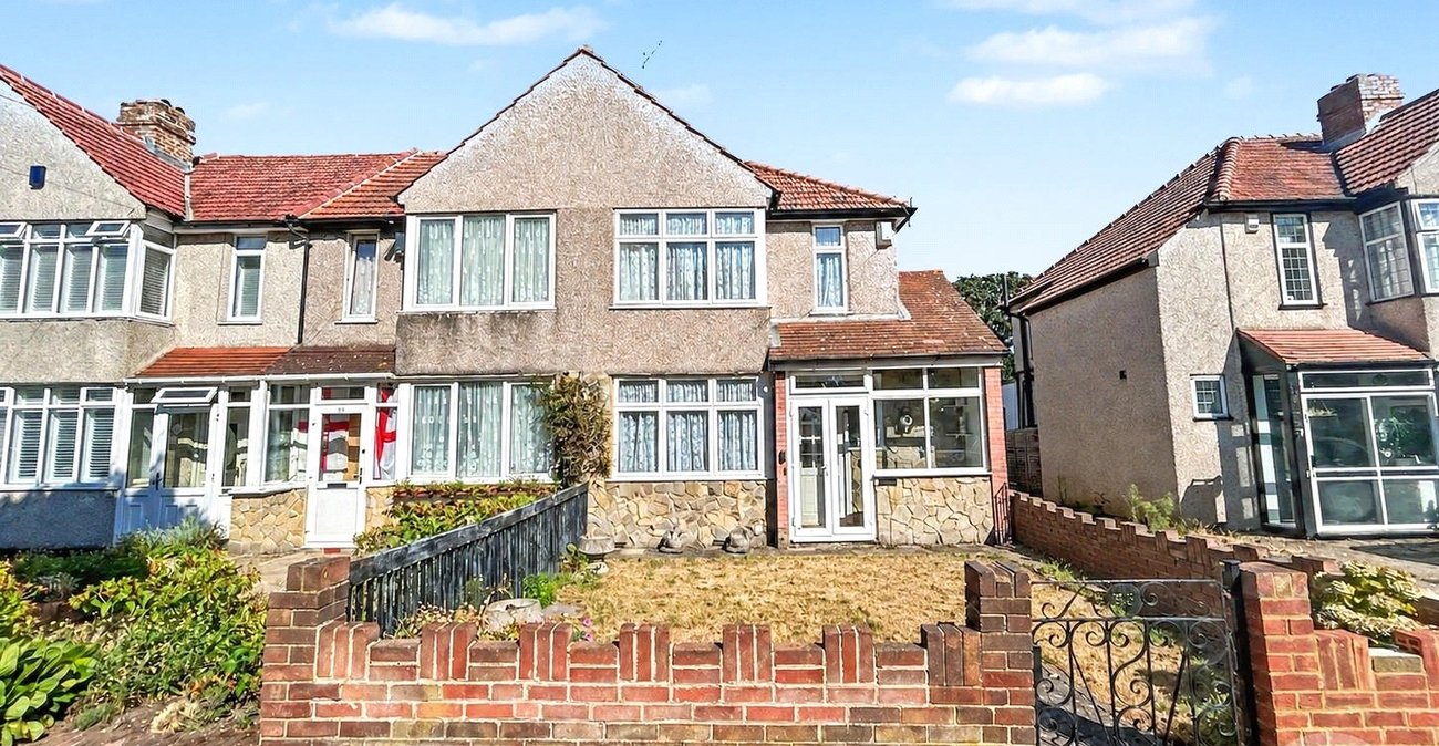 3 bedroom house for sale in Sidcup | Robinson Jackson
