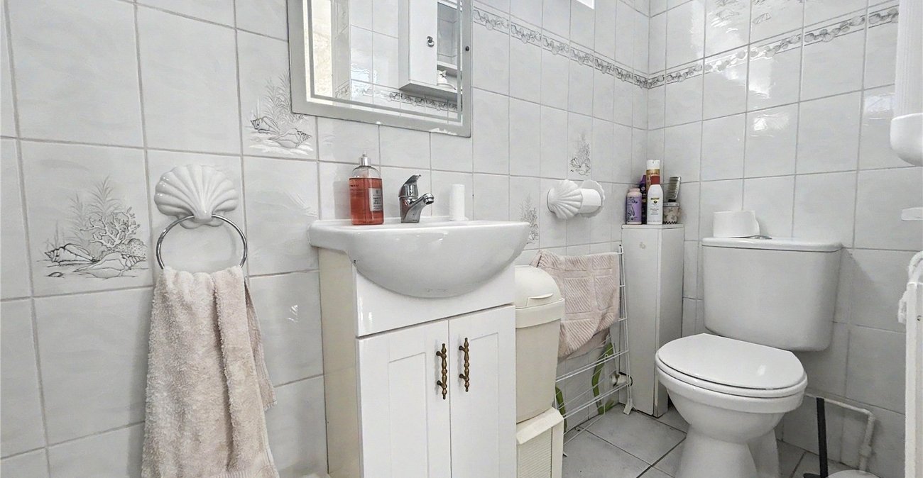 3 bedroom house for sale in Sidcup | Robinson Jackson