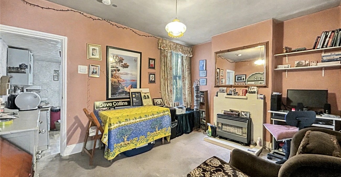 3 bedroom house for sale in Gillingham | Robinson Michael & Jackson