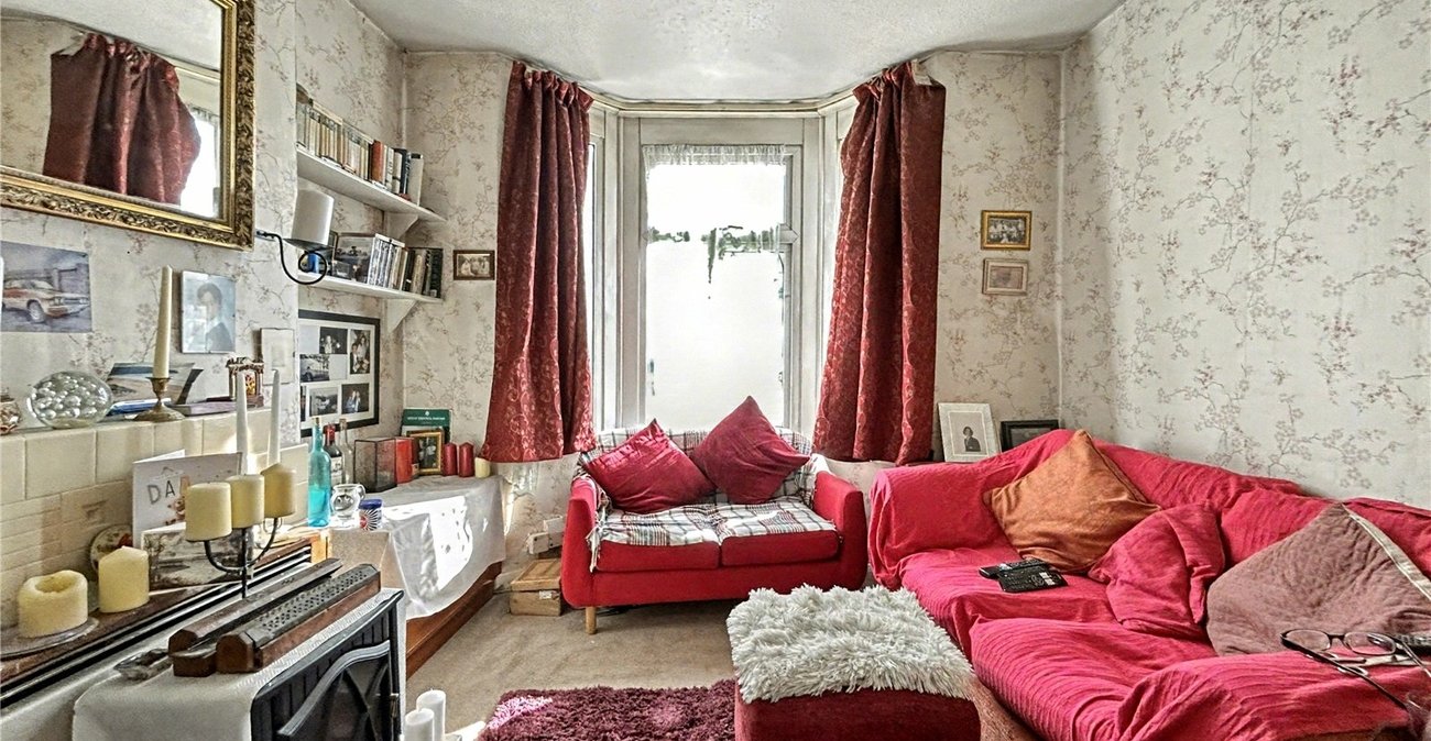 3 bedroom house for sale in Gillingham | Robinson Michael & Jackson