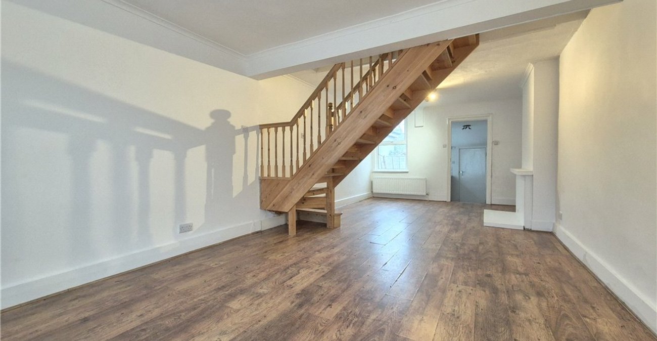 2 bedroom house for sale in Orpington | Robinson Jackson