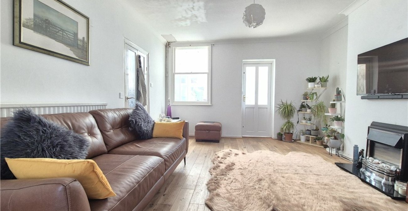 3 bedroom house for sale in Orpington | Robinson Jackson